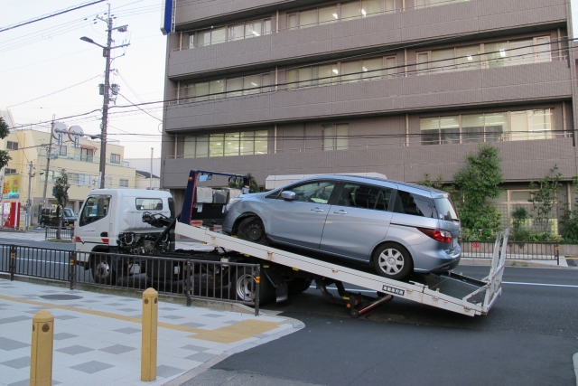 レッカー・ロードサービス　東京都八王子市　エンジンがかからない